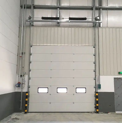 İsteğe bağlı havalandırma çelik yalıtımlı bölüm kapıları özel ihtiyaçlar için galvanizli çelik yalıtımlı garaj kapısı